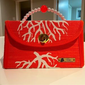 Coral purse